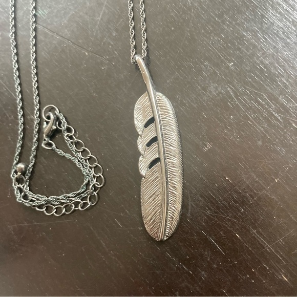 Silver Gunmetal Feather Pendant Long Chain Necklace - Picture 2 of 6